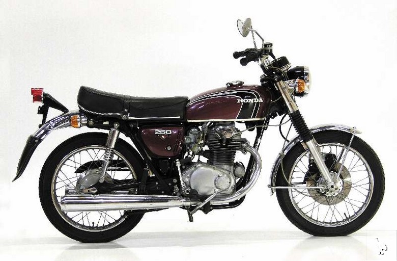 Honda_1976_CB250G_Maroon_1.jpg