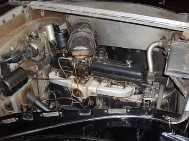 Rolls-Royce_1947_Silver_Wraith_Saloon_2.jpg
