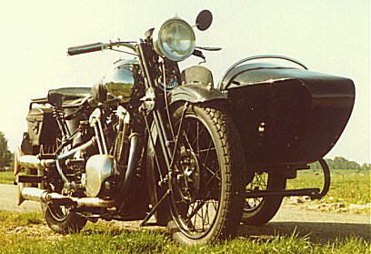 Brough Superior 680 Combination