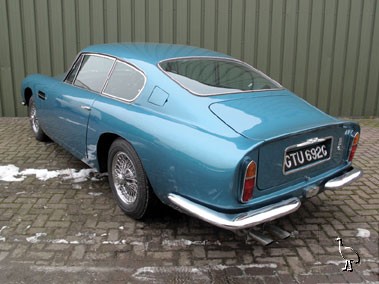 Aston_Martin_1969_DB6_5.jpg