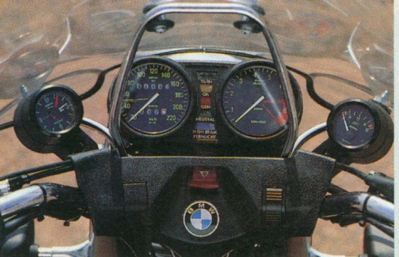 BMW_1981_Motometer_clock_voltmeter_VBG.jpg