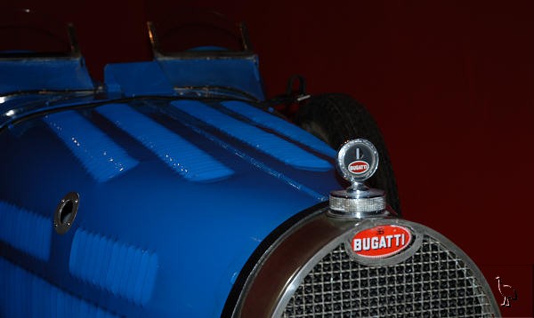 Bugatti_0002.jpg