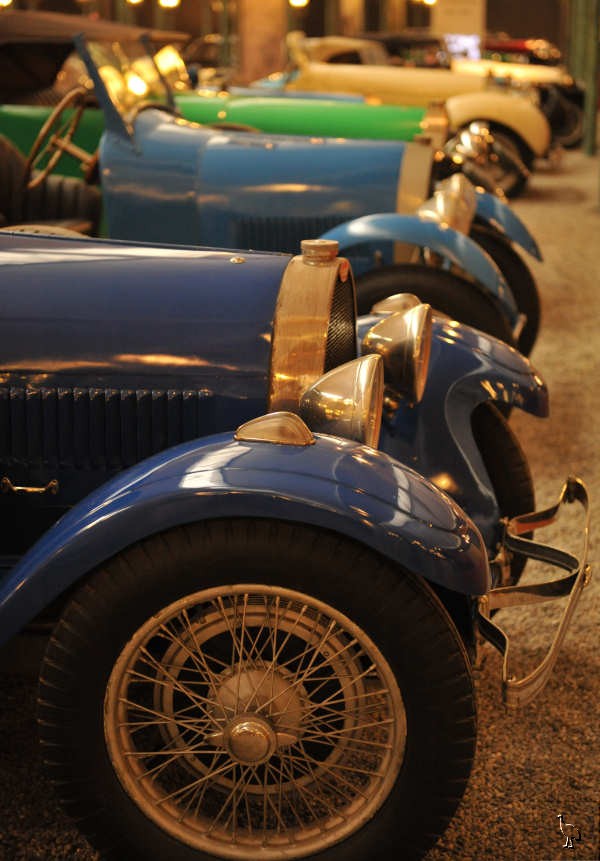 Bugatti_1927_Type_44_3.jpg