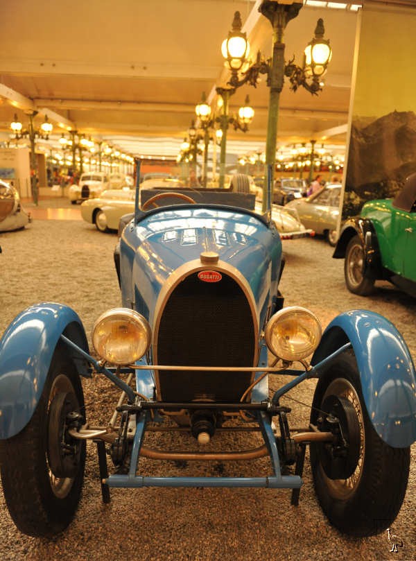 Bugatti_1929_Type_40.jpg