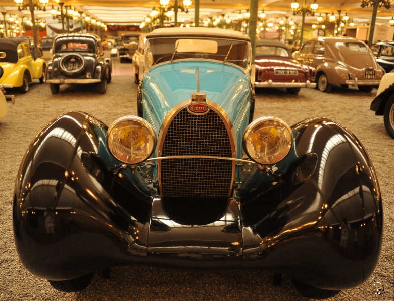 Bugatti_1929_Type_43_2.jpg