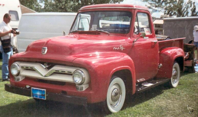 Ford_1955_Pickup.jpg