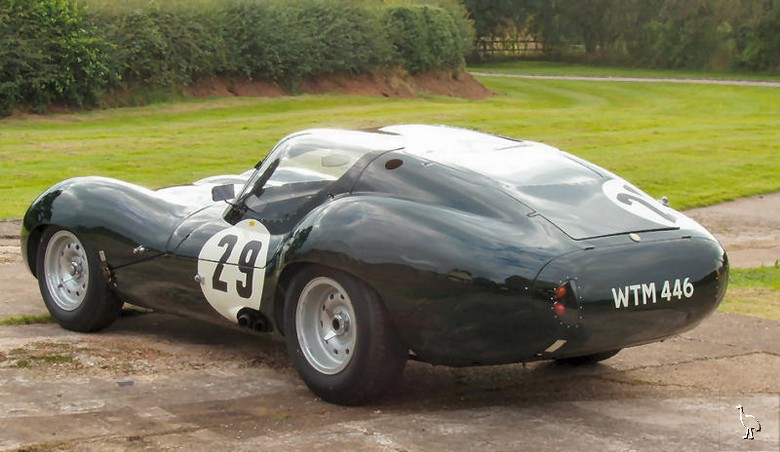 Lister_Jaguar_GT_1963_3.jpg
