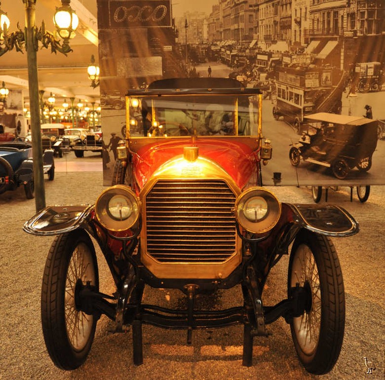Peugeot_1913_2.jpg