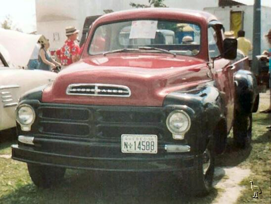 Studebaker_1956_Pickup.jpg