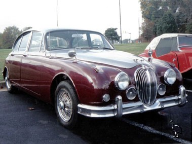 Jaguar_1960_MkII_3-8_1.jpg