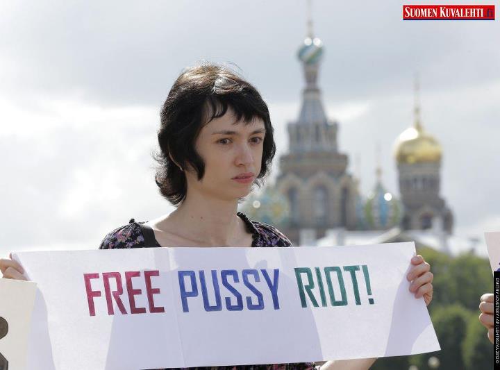 Pussy_Riot_St_Petersburg.jpg