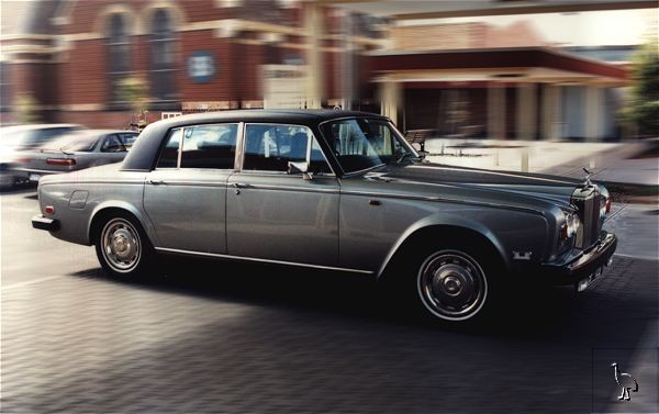 Rolls-Royce_1970c_Shadow_greatcars.jpg