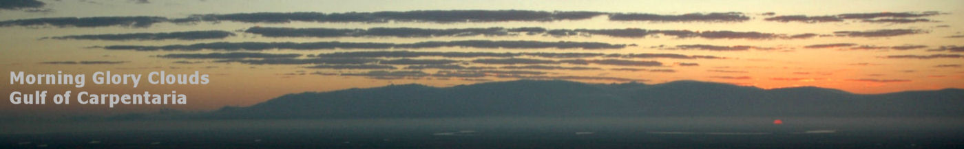 morning glory cloud hang gliding